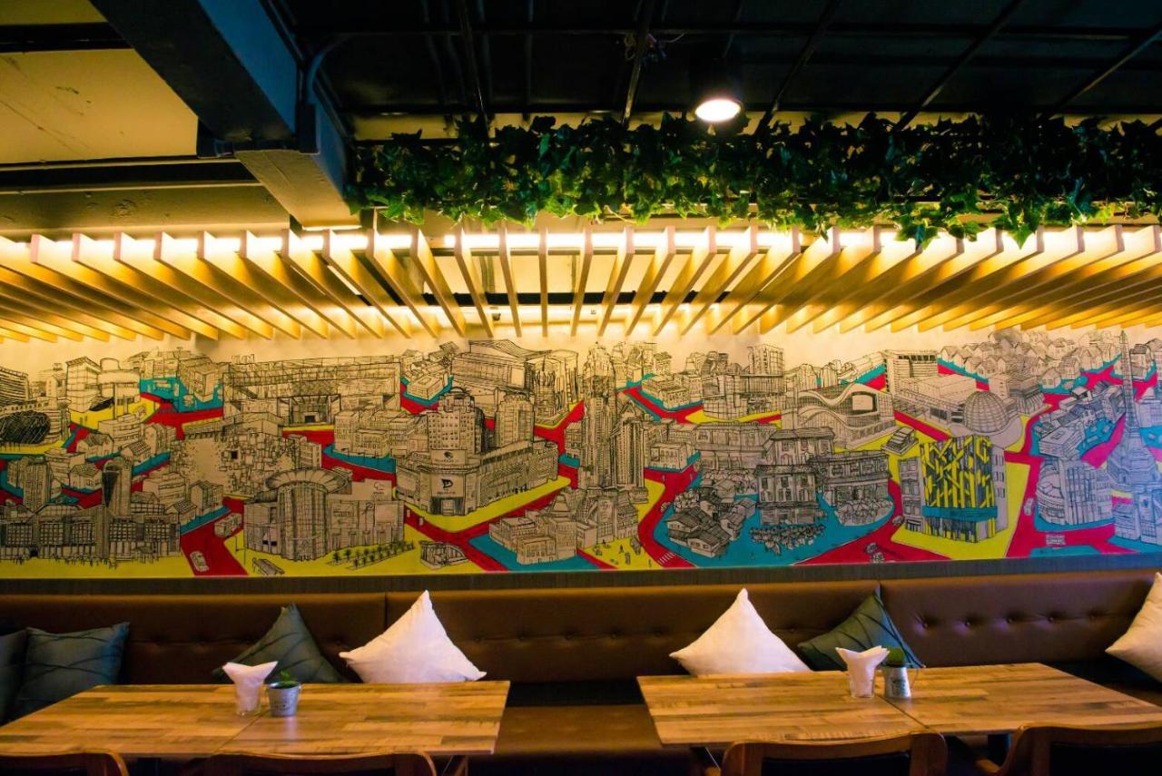 Gn Luxury Hostel Bangkok Esterno foto