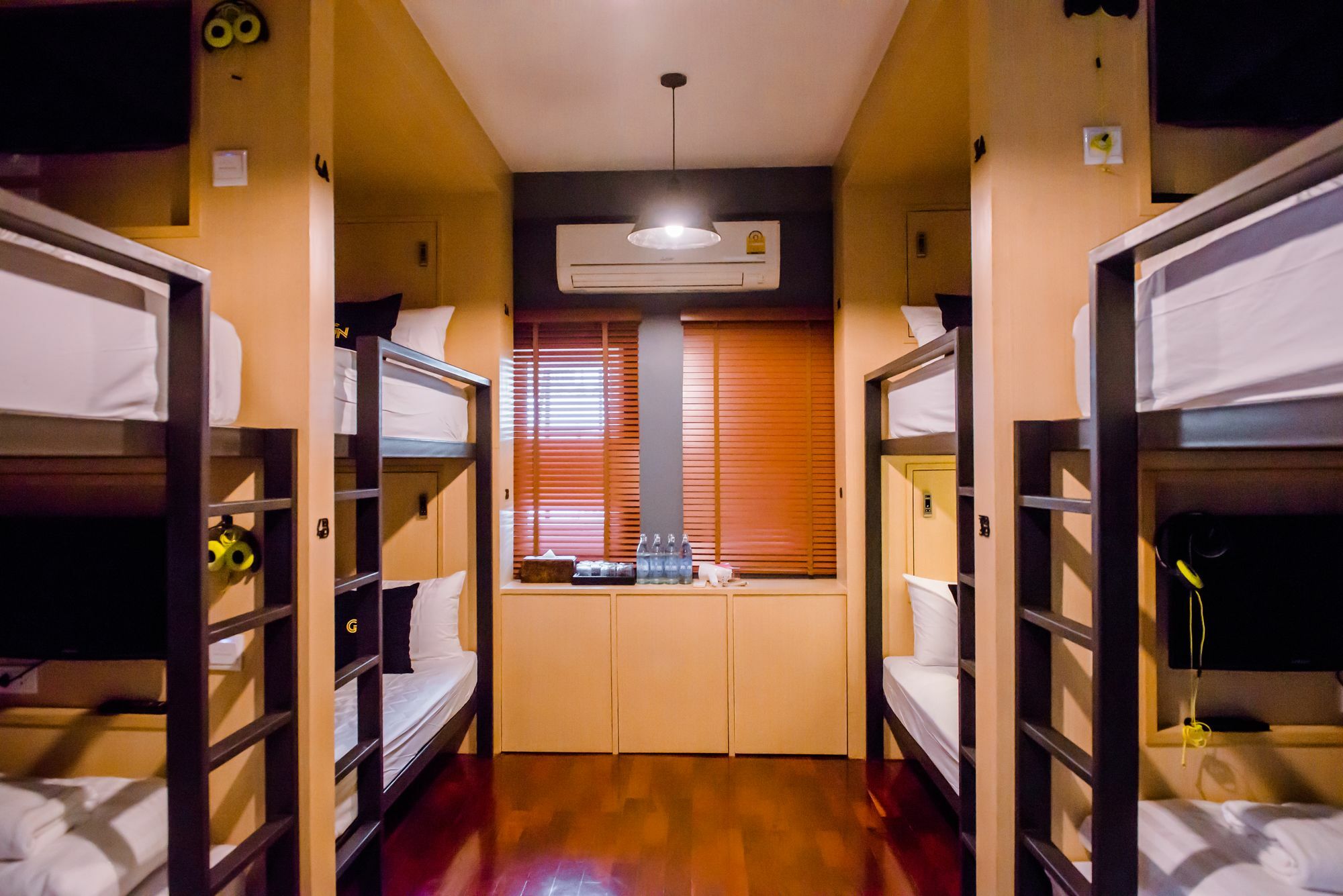 Gn Luxury Hostel Bangkok Esterno foto