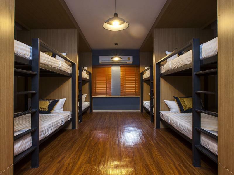 Gn Luxury Hostel Bangkok Esterno foto