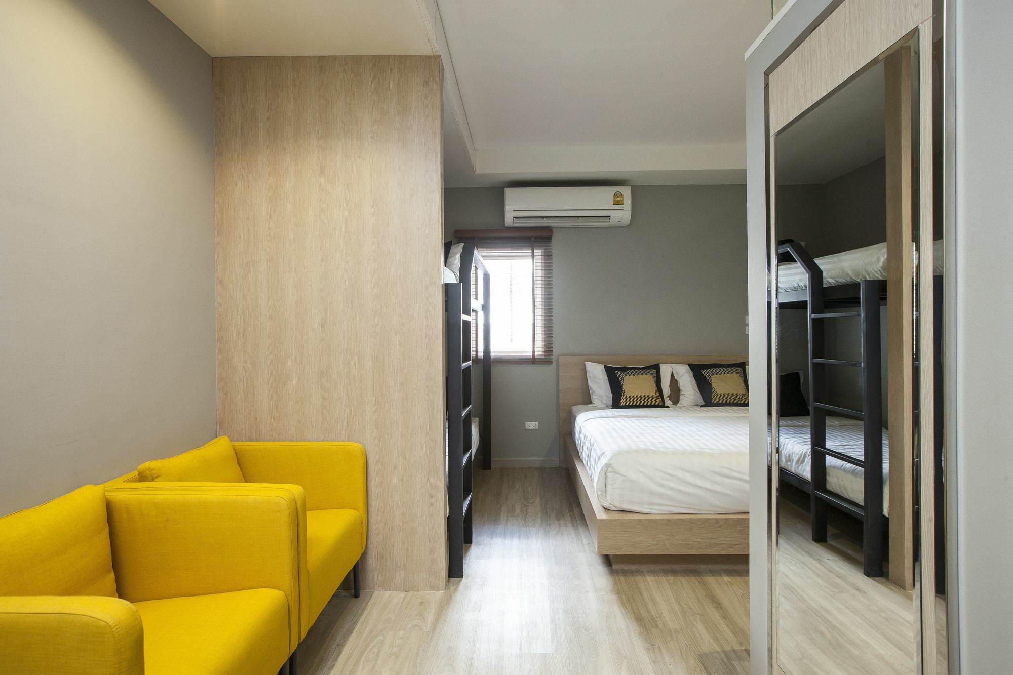 Gn Luxury Hostel Bangkok Esterno foto